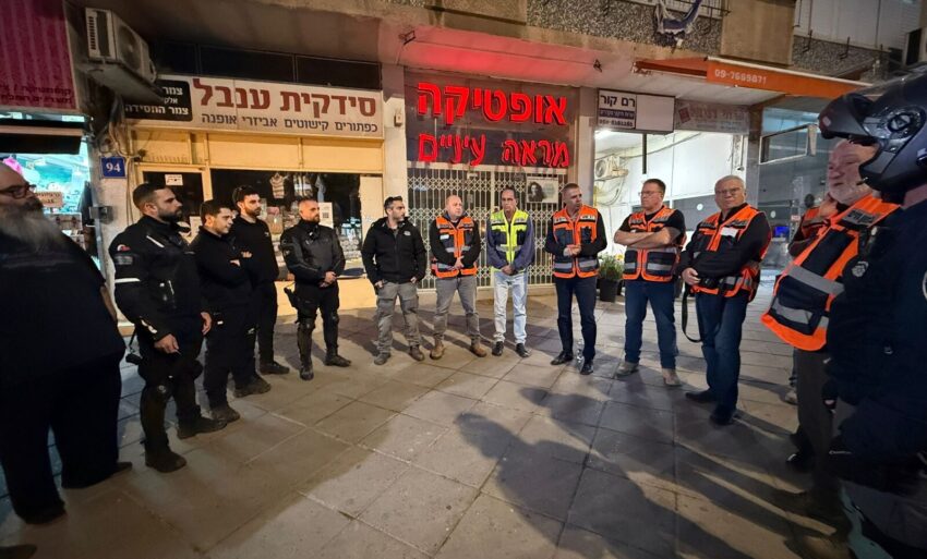 סער עם צוותי הביטחון, צילום עיריית כפר סבא