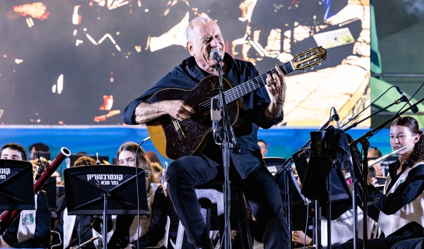 דויד ברוזה חותם את הפסטיבל (צילום: טל אביטן הירש)